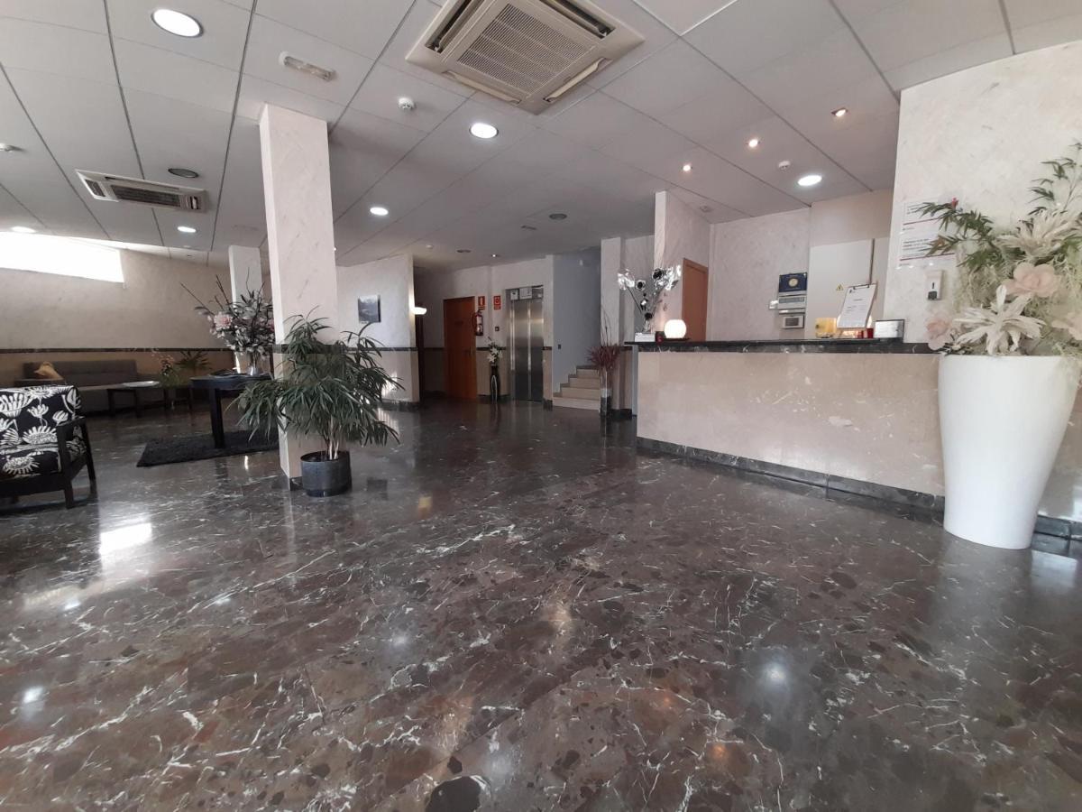 Hotel Avenida Morella Εξωτερικό φωτογραφία