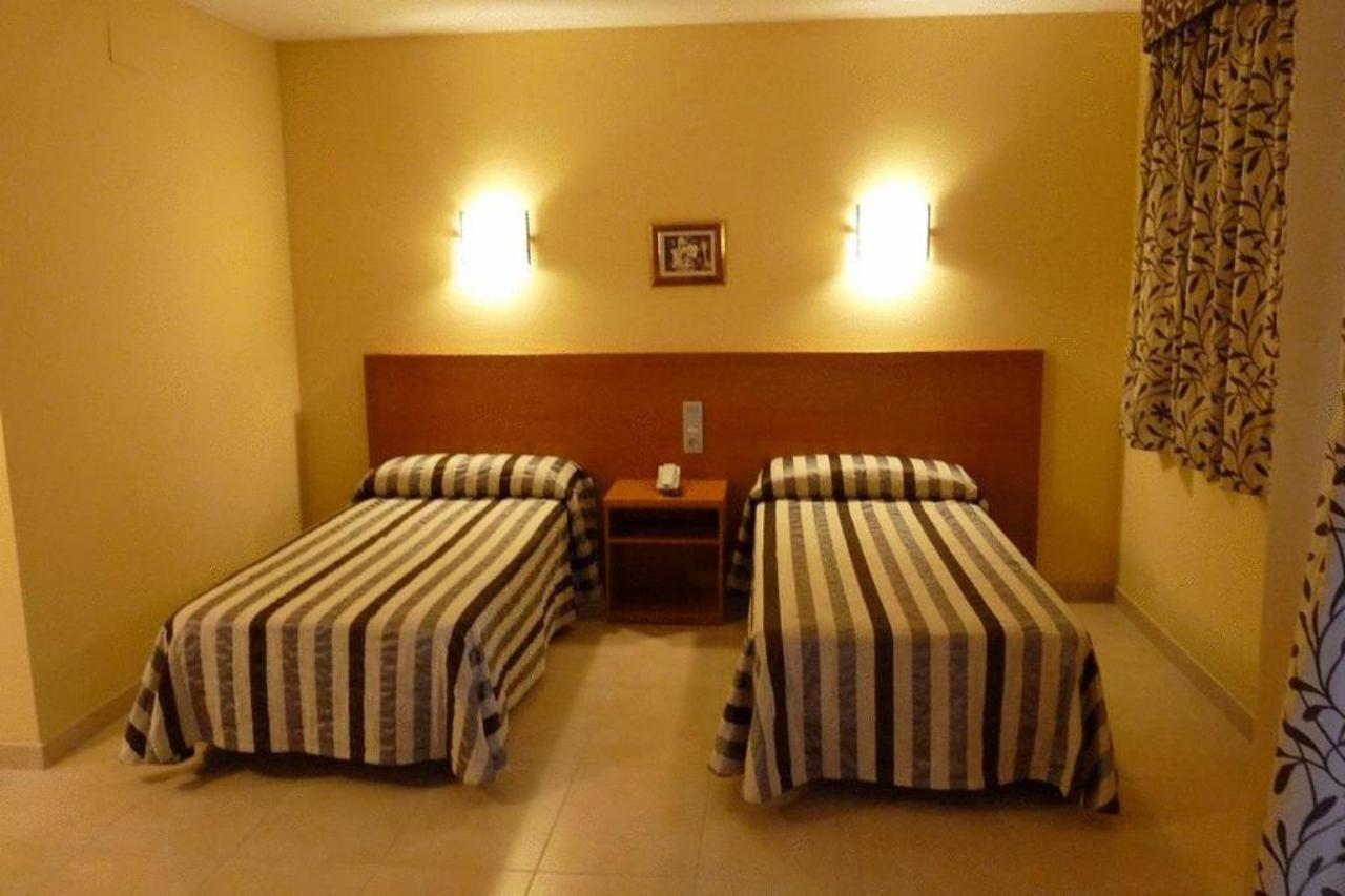 Hotel Avenida Morella Εξωτερικό φωτογραφία