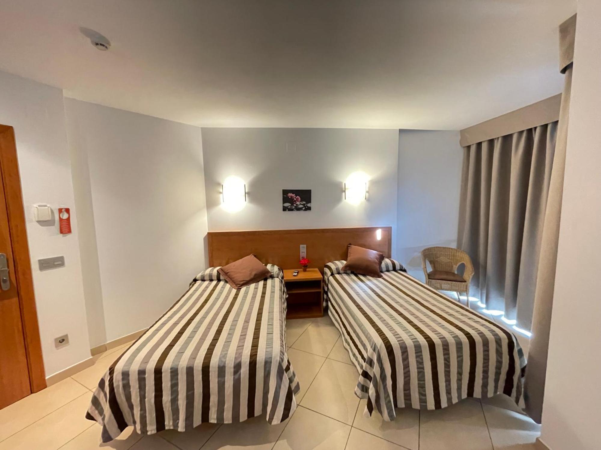 Hotel Avenida Morella Εξωτερικό φωτογραφία