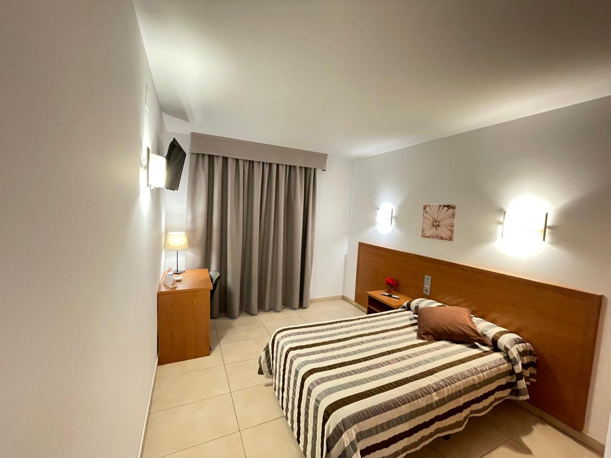 Hotel Avenida Morella Εξωτερικό φωτογραφία