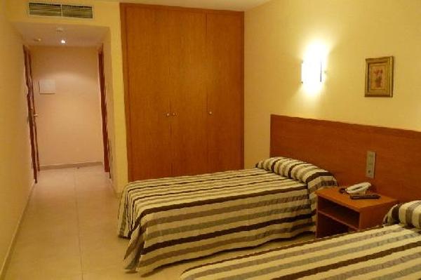Hotel Avenida Morella Εξωτερικό φωτογραφία